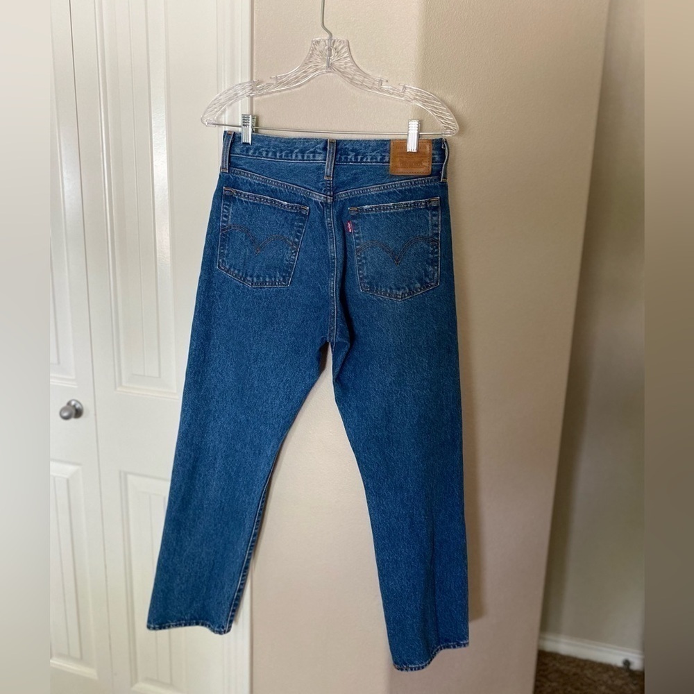 Levi's Premium Wedgie Straight Women's Jeans, distressed, medium wash 28 J7 - Picture 2 of 10